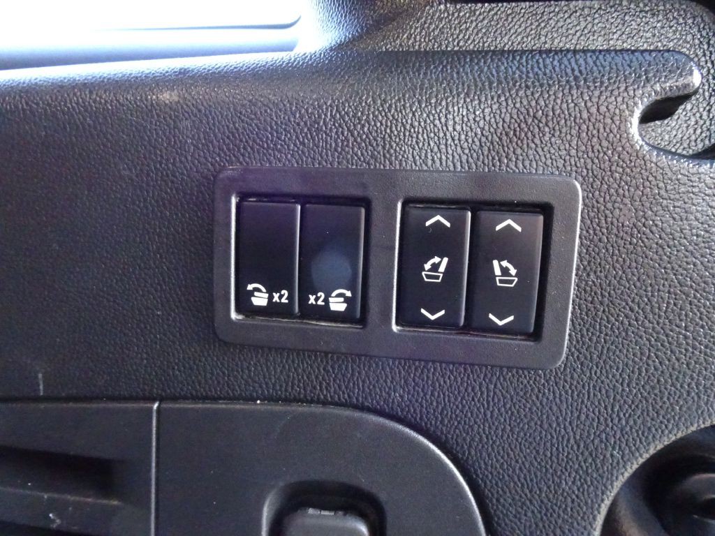 2018 GMC Yukon Image 37