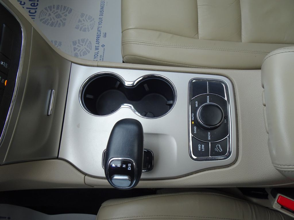 2014 Jeep Grand Cherokee Image 25