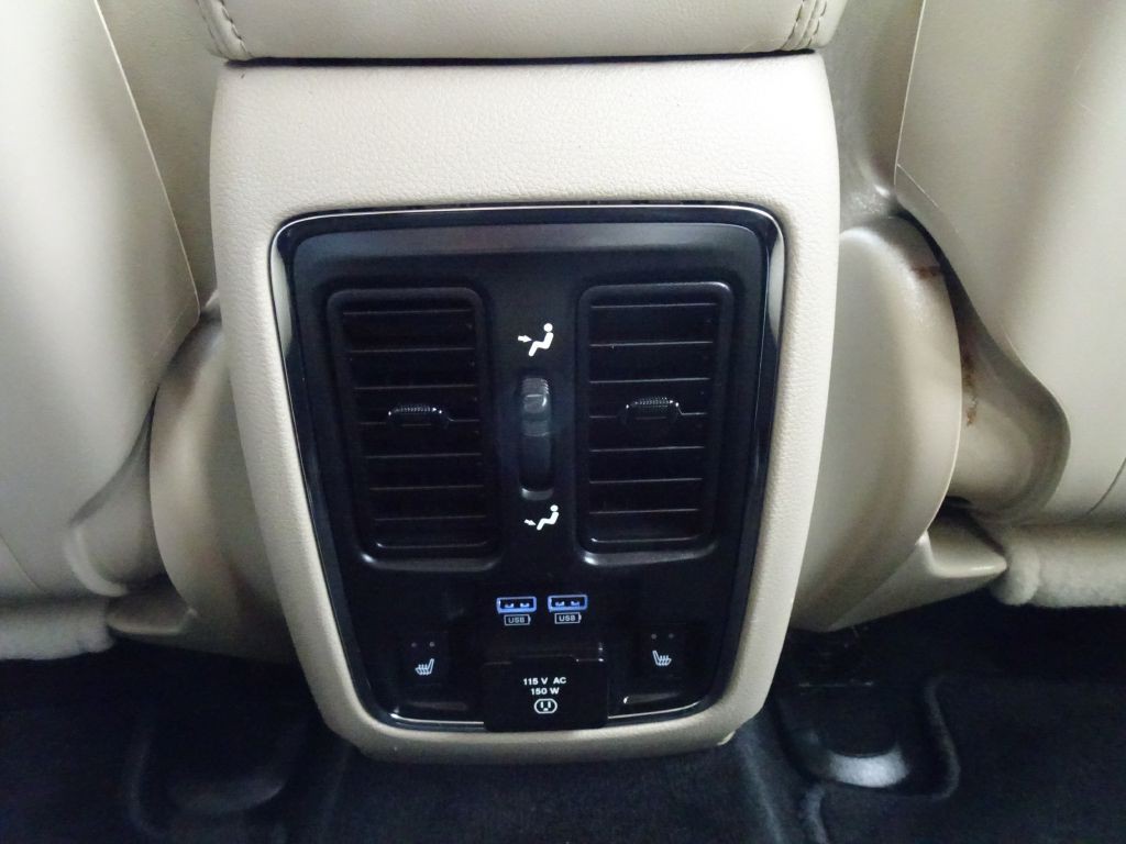 2014 Jeep Grand Cherokee Image 32
