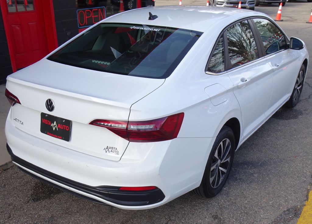 2022 Volkswagen Jetta Image 10