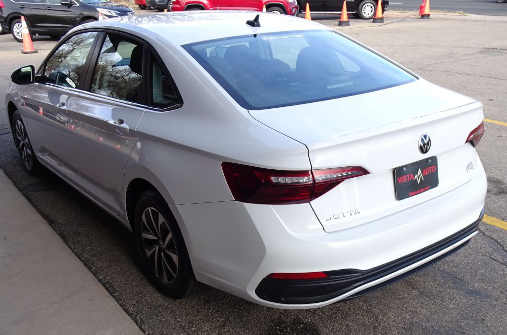 2022 Volkswagen Jetta Image 14