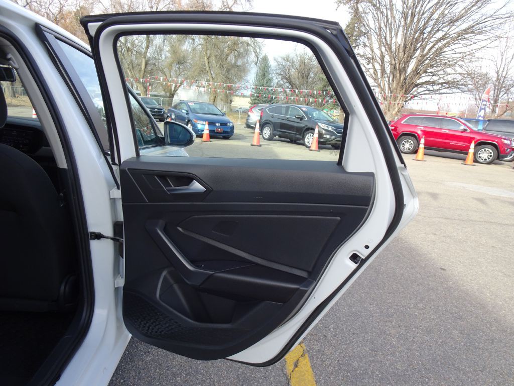 2022 Volkswagen Jetta Image 32