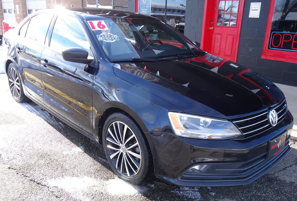 2016 Volkswagen Jetta Image 1