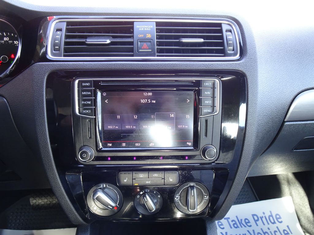 2016 Volkswagen Jetta Image 21