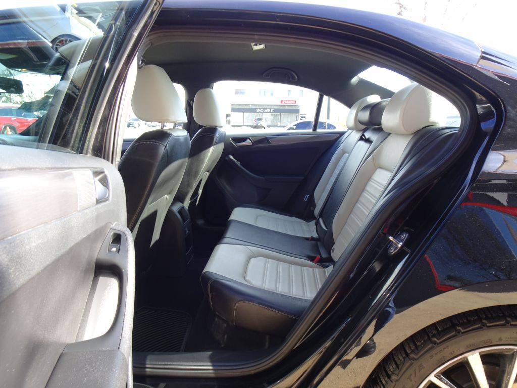 2016 Volkswagen Jetta Image 27