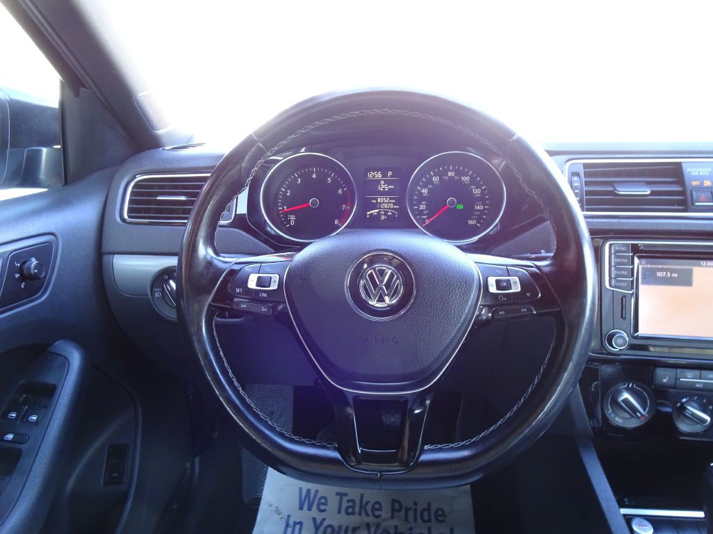 2016 Volkswagen Jetta Image 39