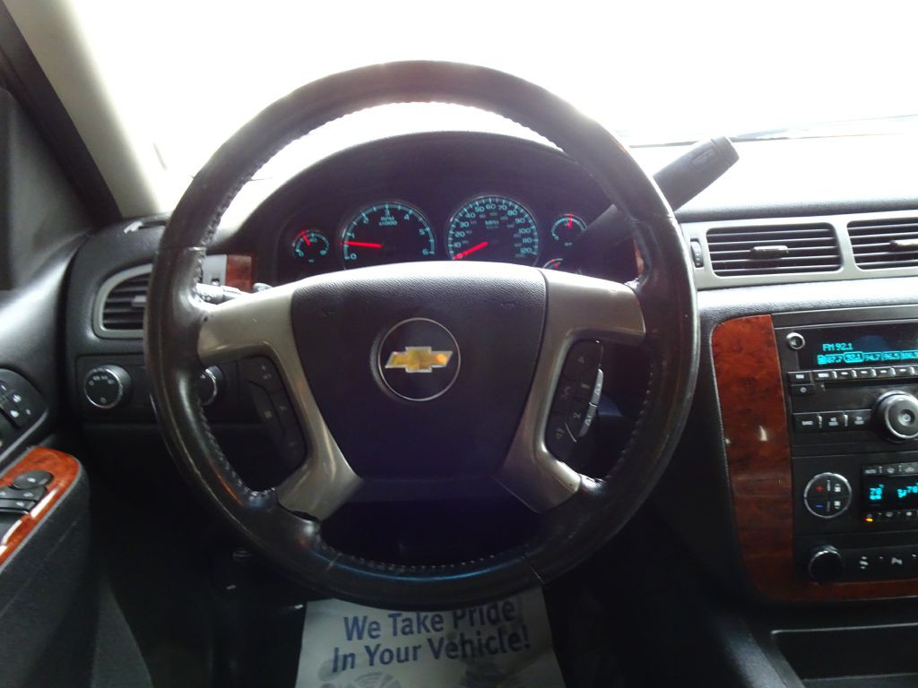 2011 Chevrolet Tahoe Image 21