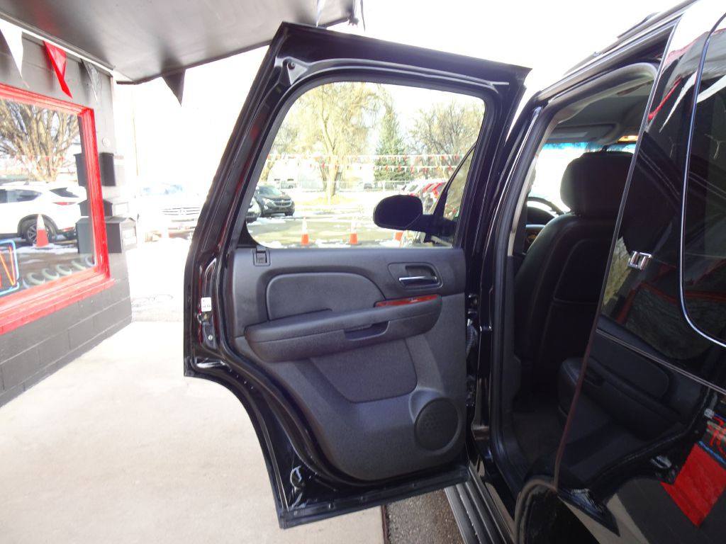 2011 Chevrolet Tahoe Image 26