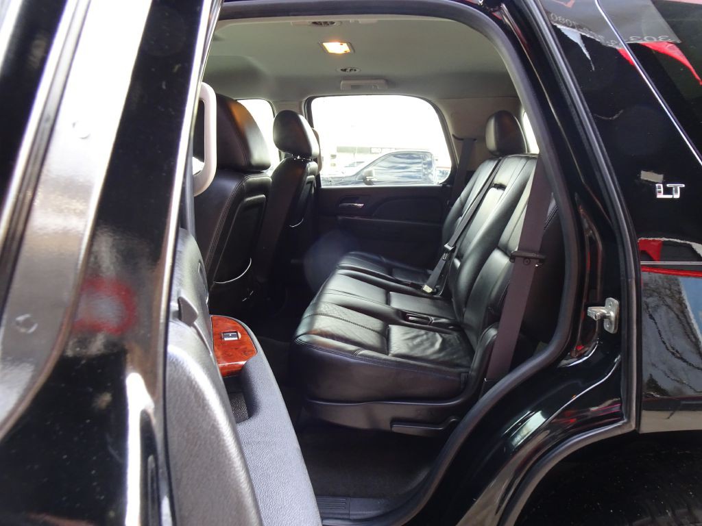 2011 Chevrolet Tahoe Image 28