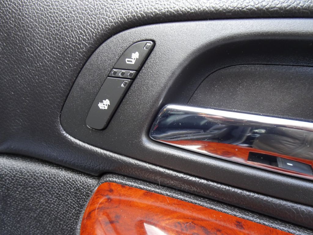 2011 Chevrolet Tahoe Image 38