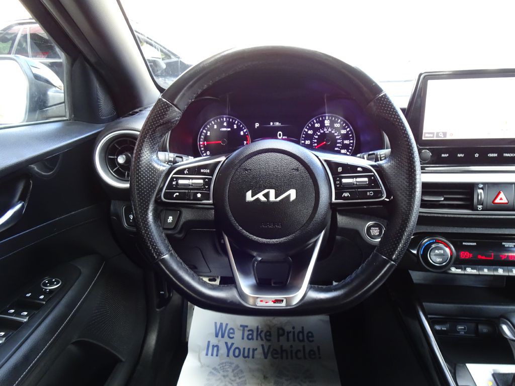 2023 Kia Forte Image 21