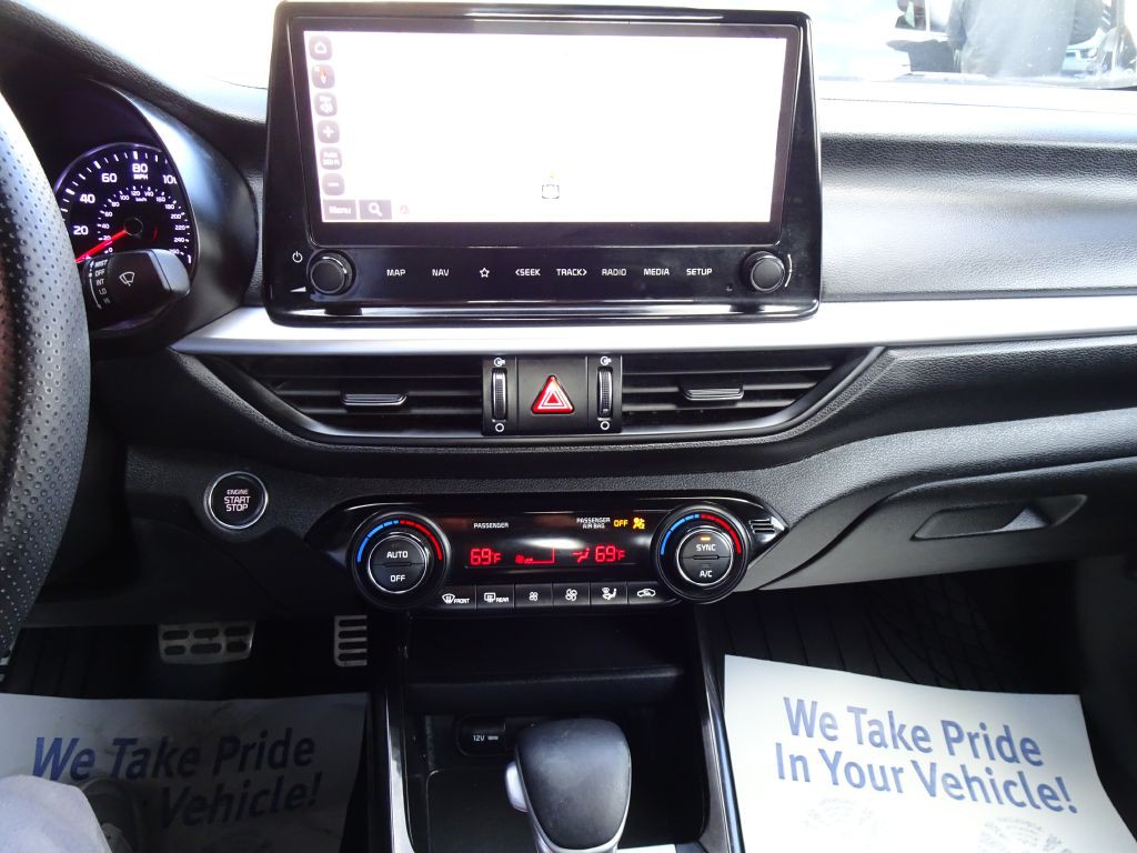 2023 Kia Forte Image 24