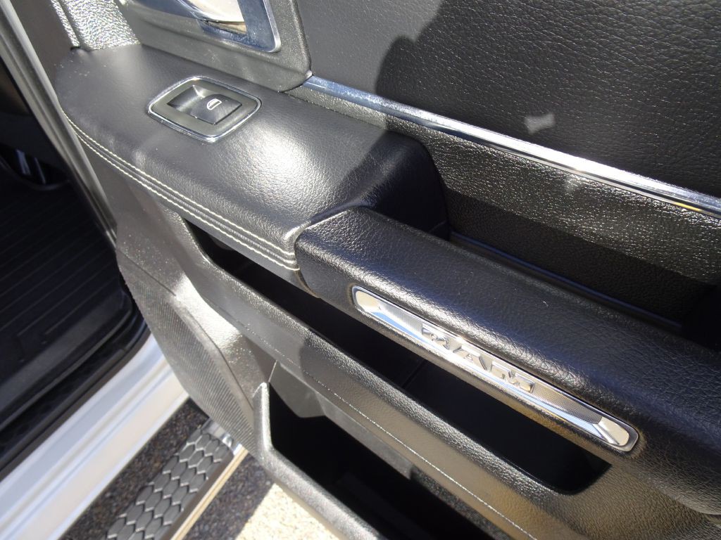 2014 RAM 1500 Image 35