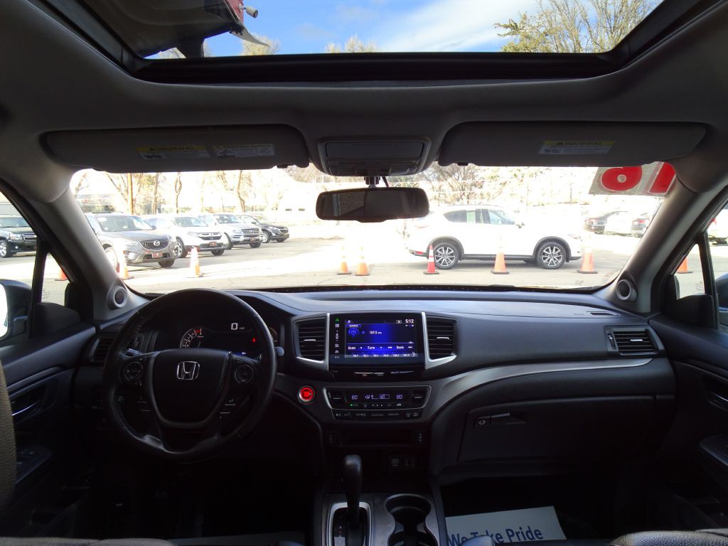 2016 Honda Pilot Image 32