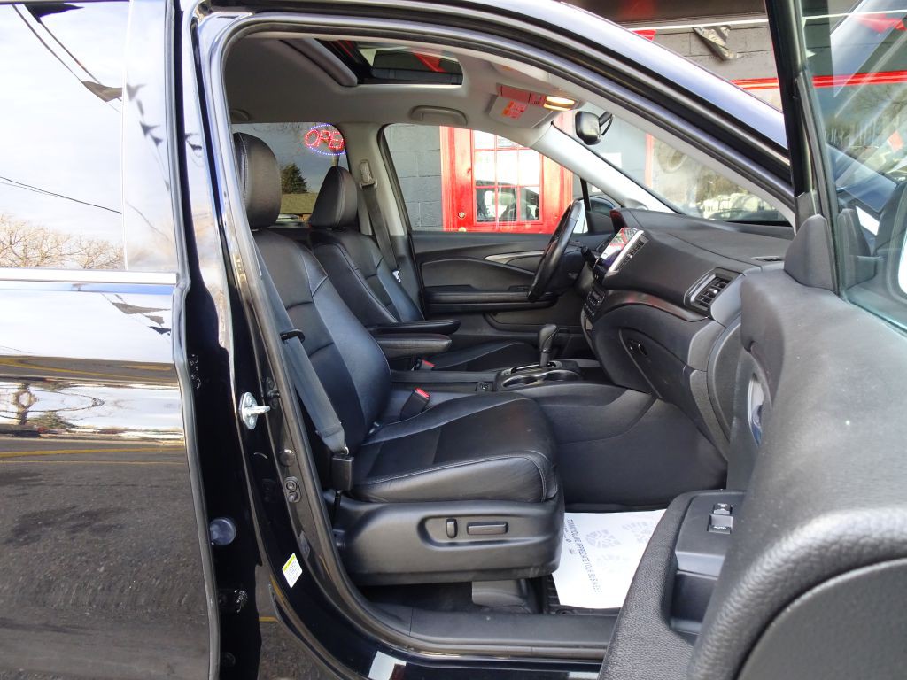 2016 Honda Pilot Image 41