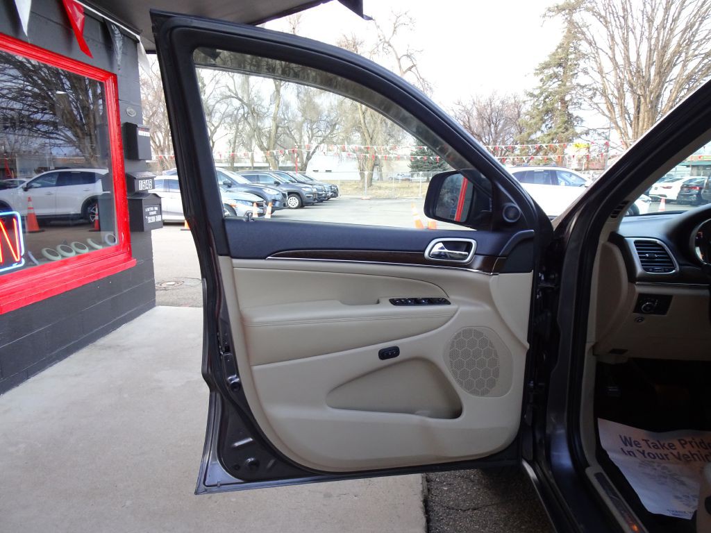 2015 Jeep Grand Cherokee Image 18