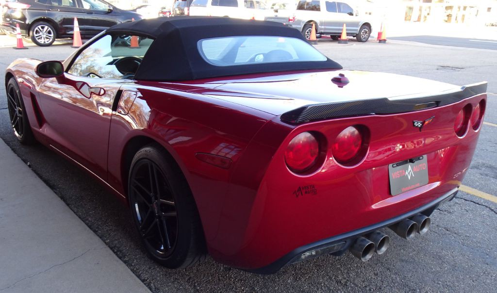 2005 Chevrolet Corvette Image 12