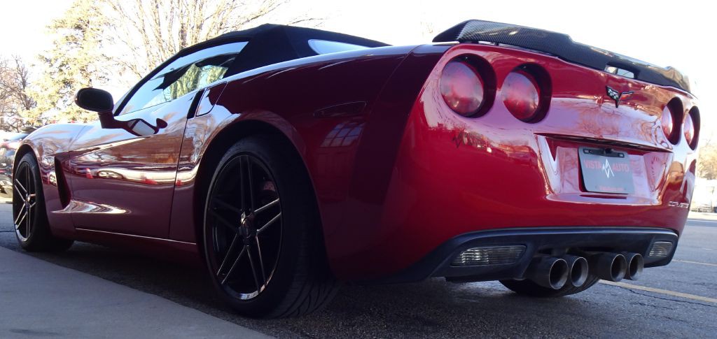 2005 Chevrolet Corvette Image 13