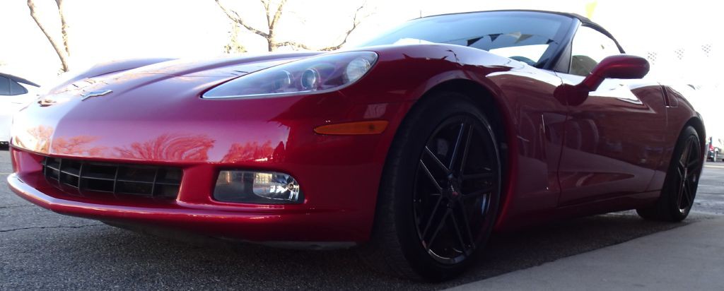 2005 Chevrolet Corvette Image 16