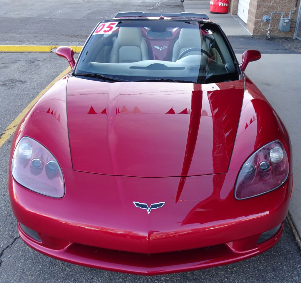2005 Chevrolet Corvette Image 19