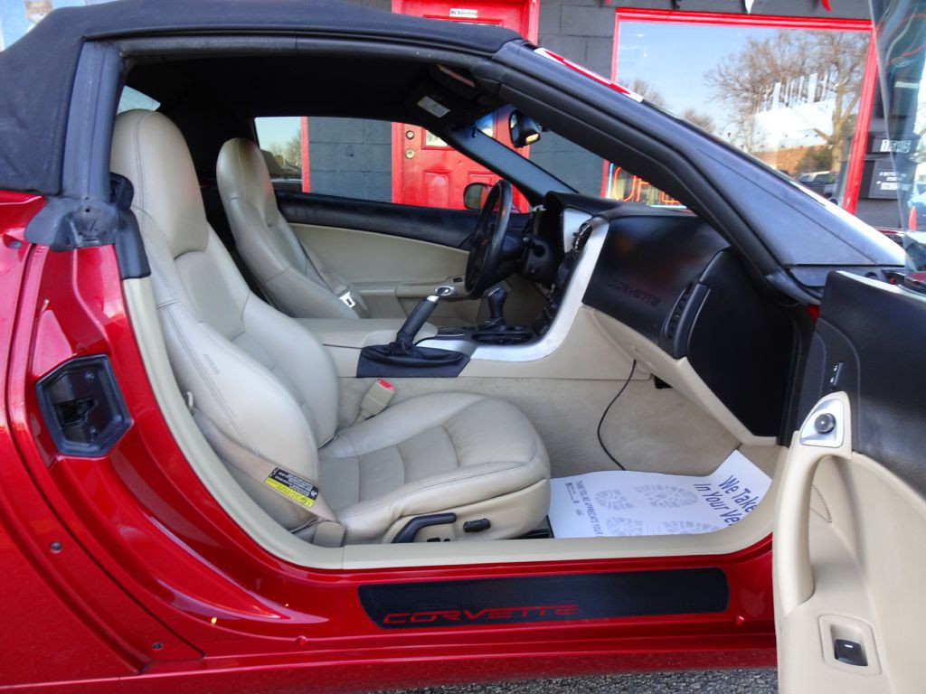 2005 Chevrolet Corvette Image 37