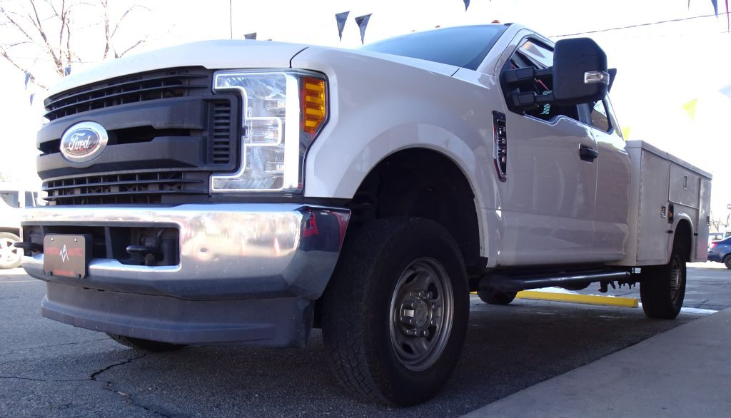 2017 Ford F-350 Image 16