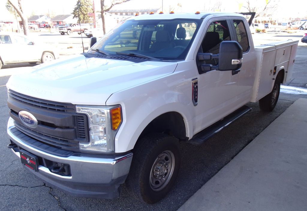 2017 Ford F-350 Image 17