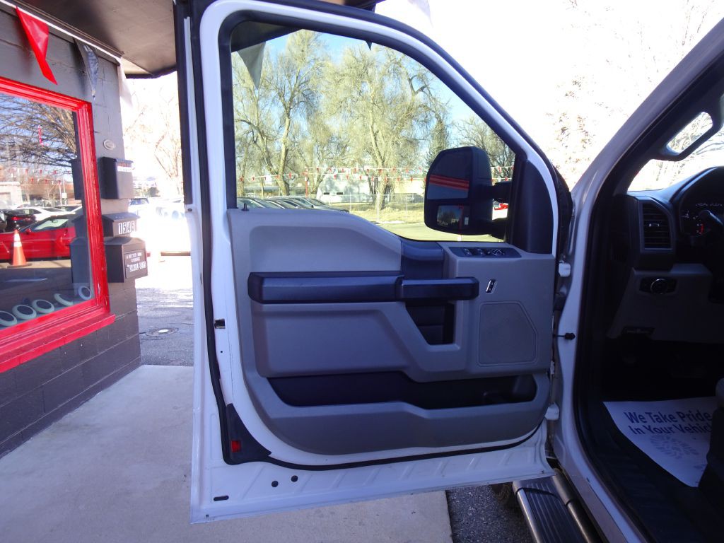 2017 Ford F-350 Image 18