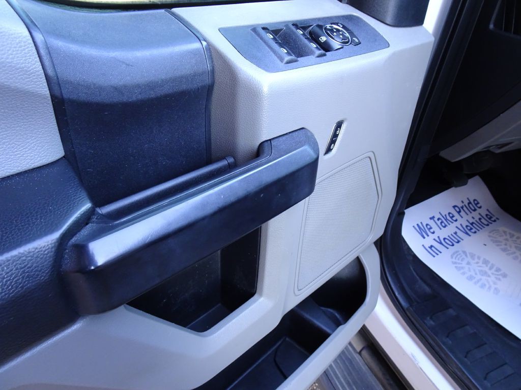 2017 Ford F-350 Image 19