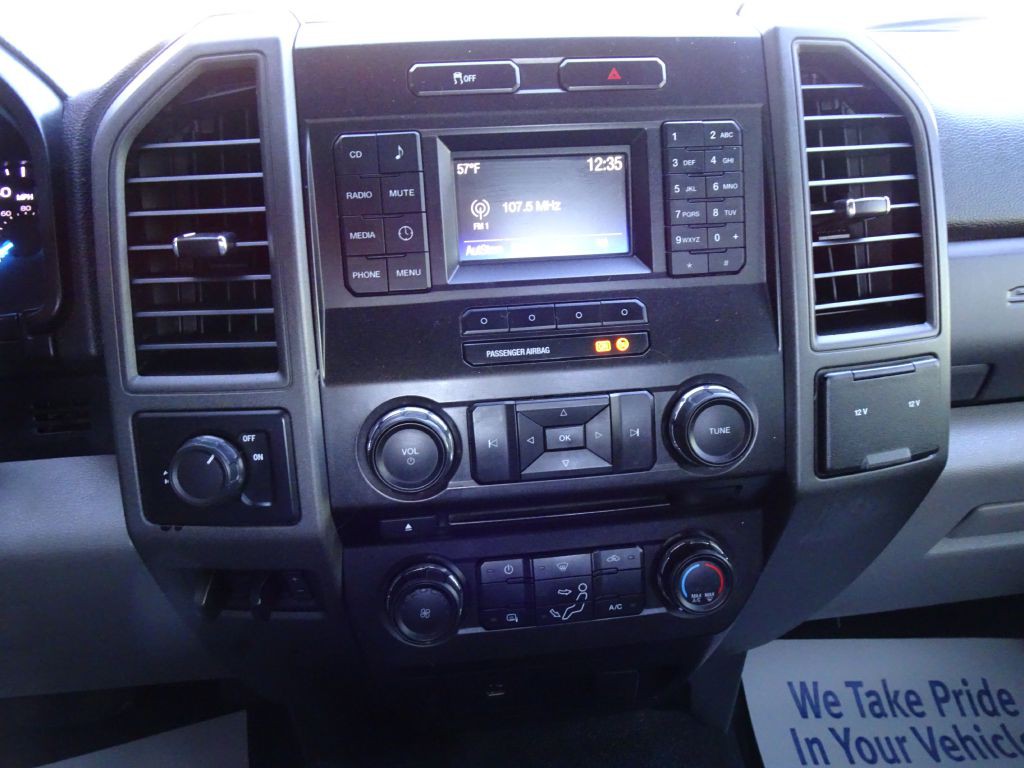 2017 Ford F-350 Image 25