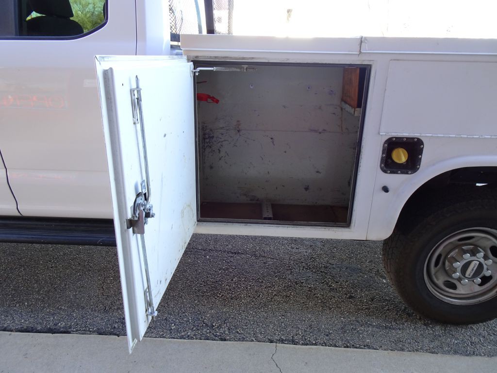 2017 Ford F-350 Image 32