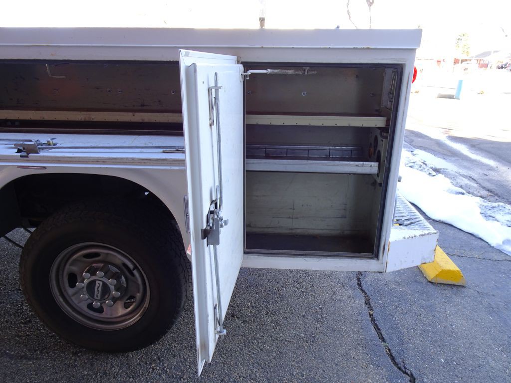 2017 Ford F-350 Image 34