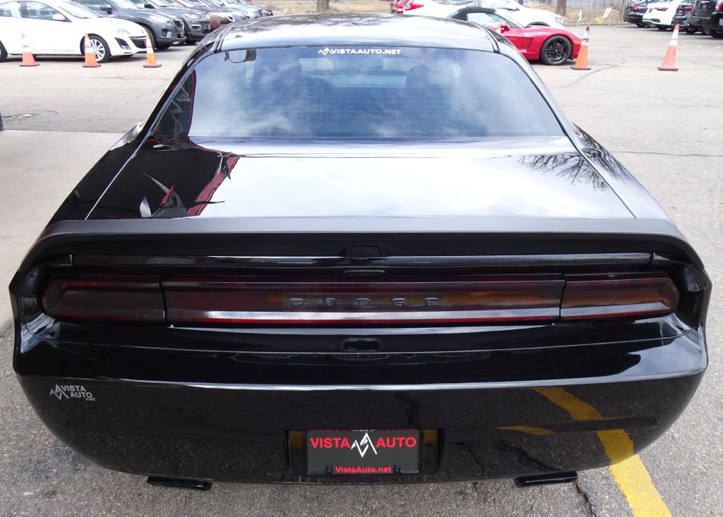 2012 Dodge Challenger Image 11