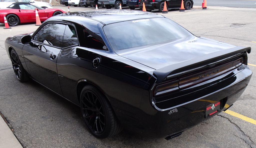 2012 Dodge Challenger Image 14