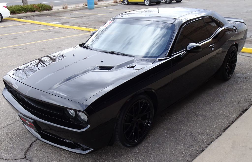 2012 Dodge Challenger Image 17