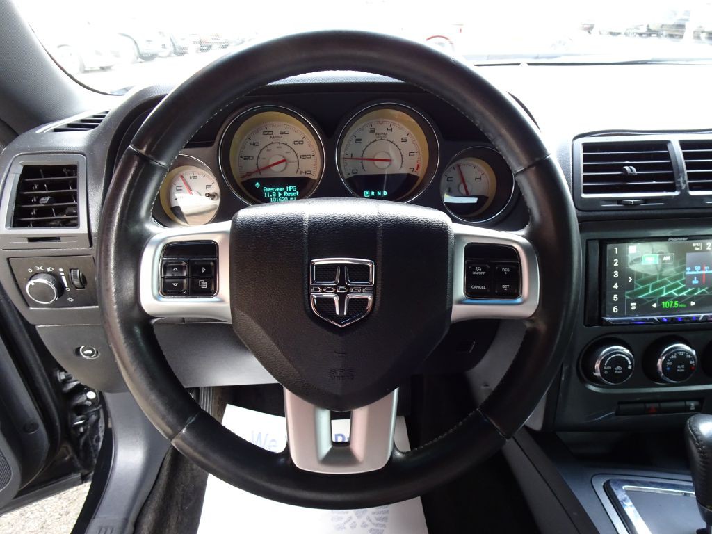 2012 Dodge Challenger Image 21