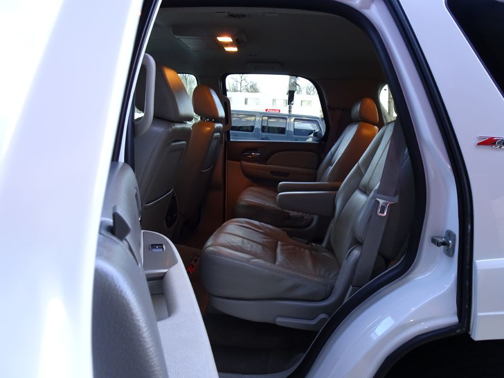 2009 Chevrolet Tahoe Image 29