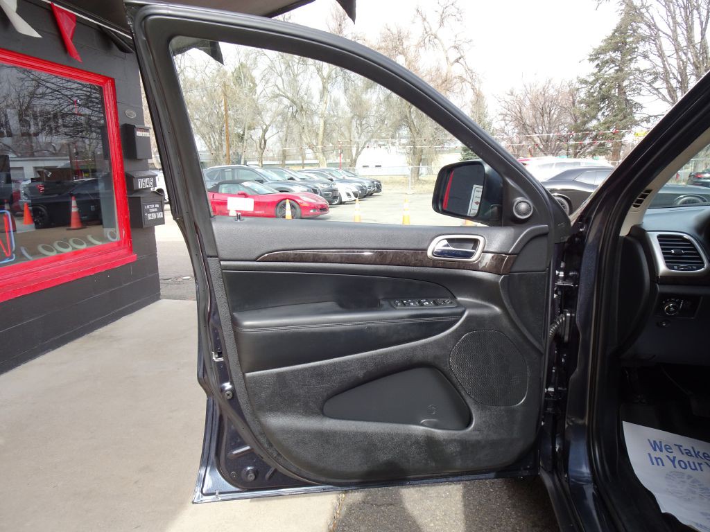 2012 Jeep Grand Cherokee Image 18