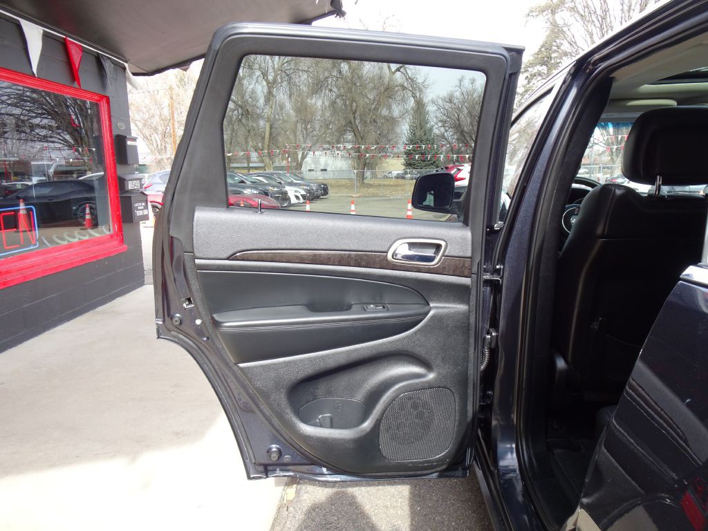 2012 Jeep Grand Cherokee Image 28