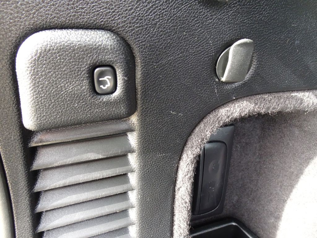 2012 Jeep Grand Cherokee Image 35