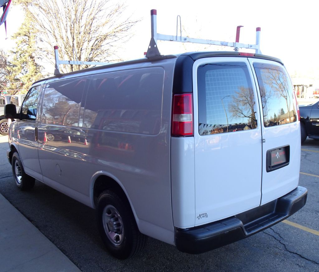 2014 Chevrolet Express Image 14