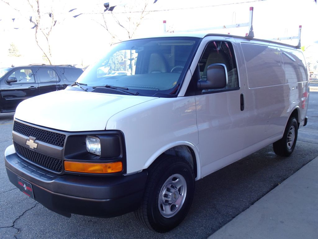 2014 Chevrolet Express Image 15