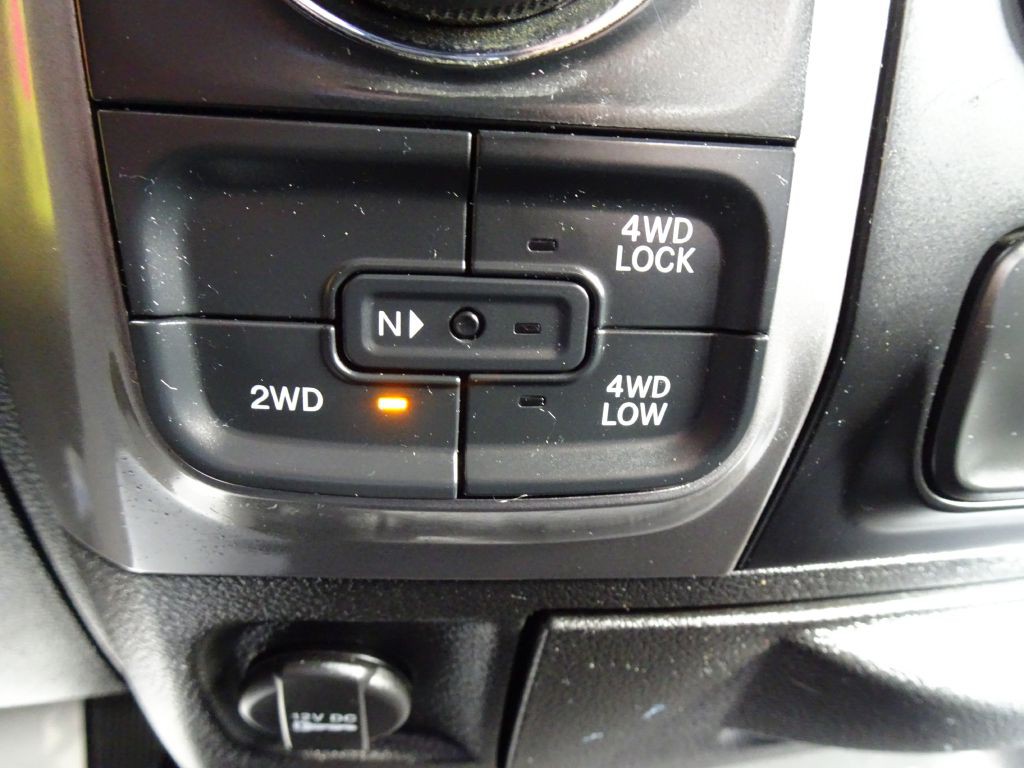 2021 RAM 1500 Image 25