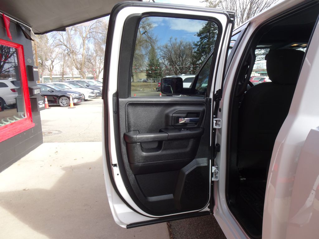 2021 RAM 1500 Image 28