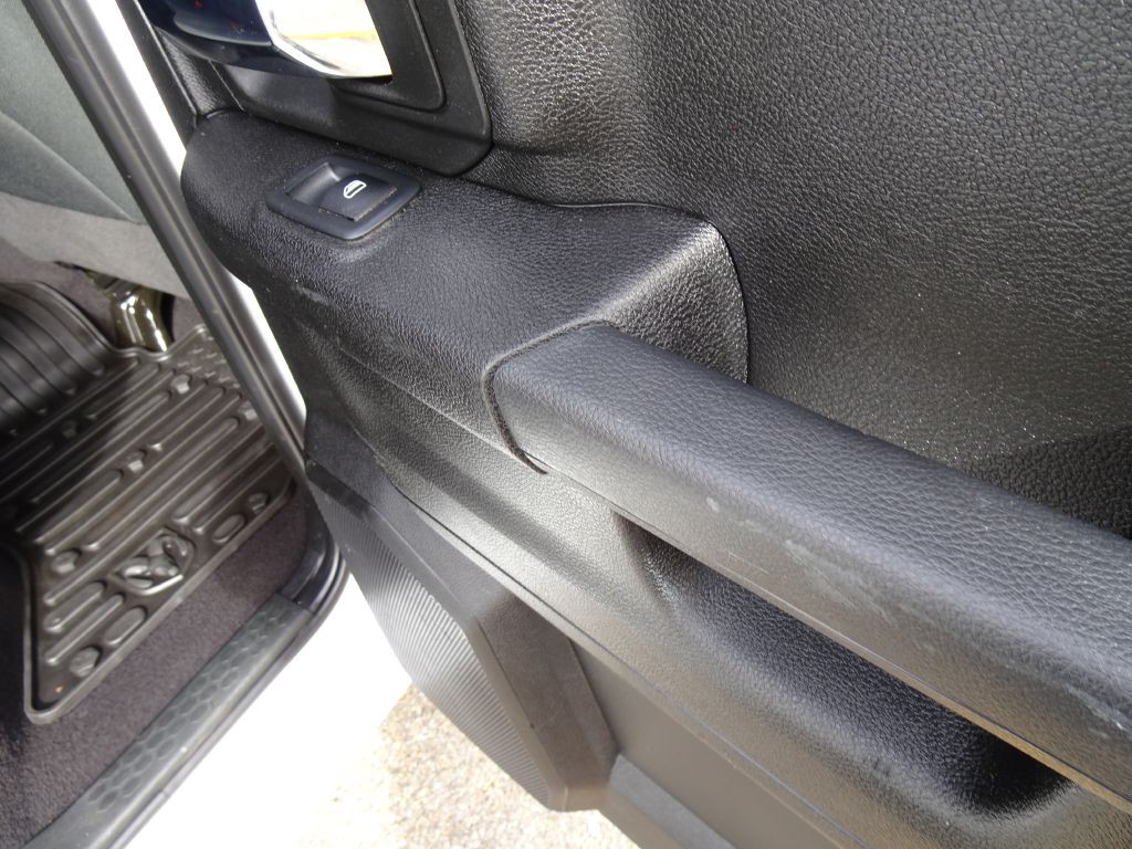 2021 RAM 1500 Image 34