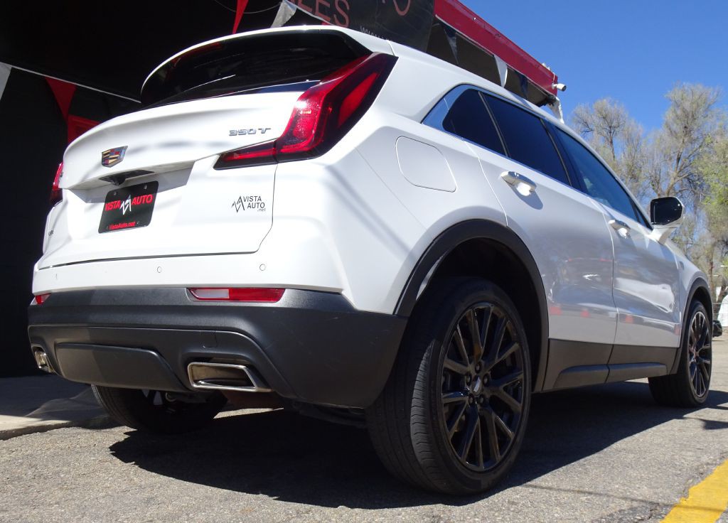 2023 Cadillac XT4 Image 9