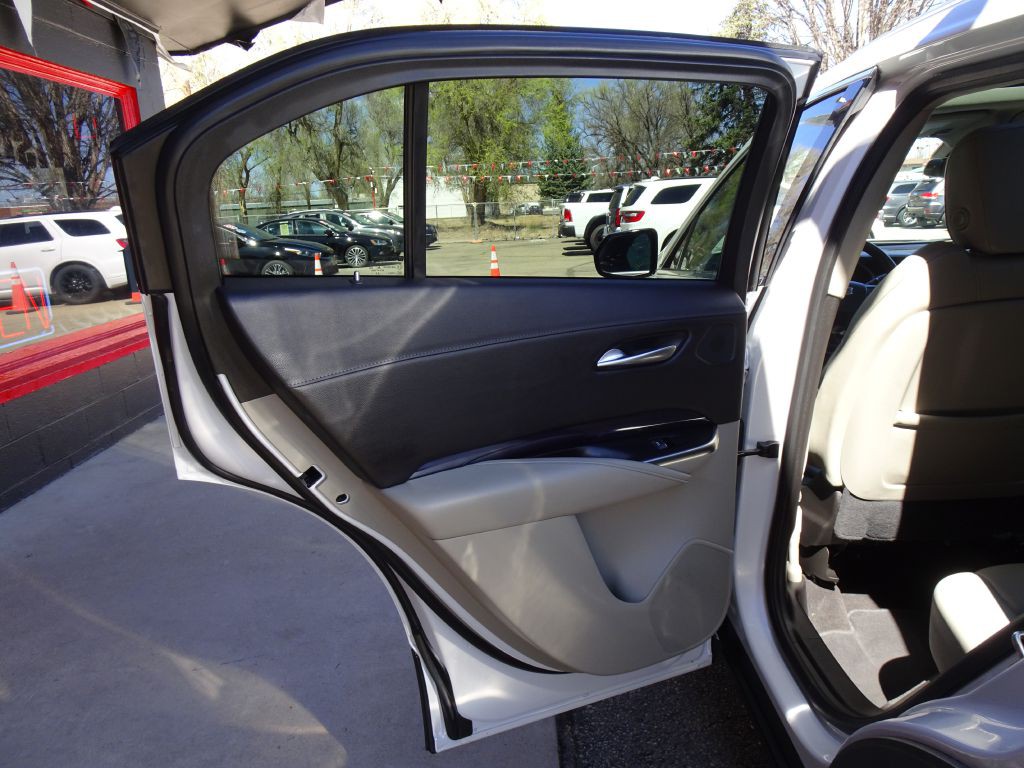 2023 Cadillac XT4 Image 31