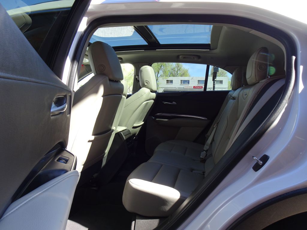 2023 Cadillac XT4 Image 33