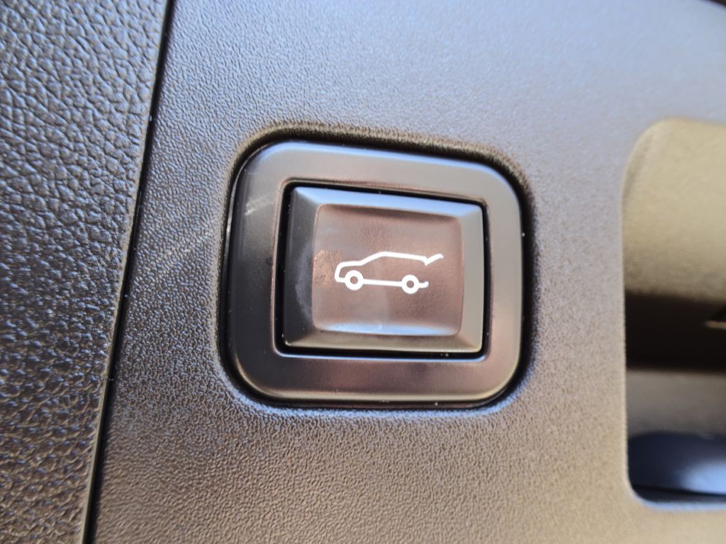 2023 Cadillac XT4 Image 38