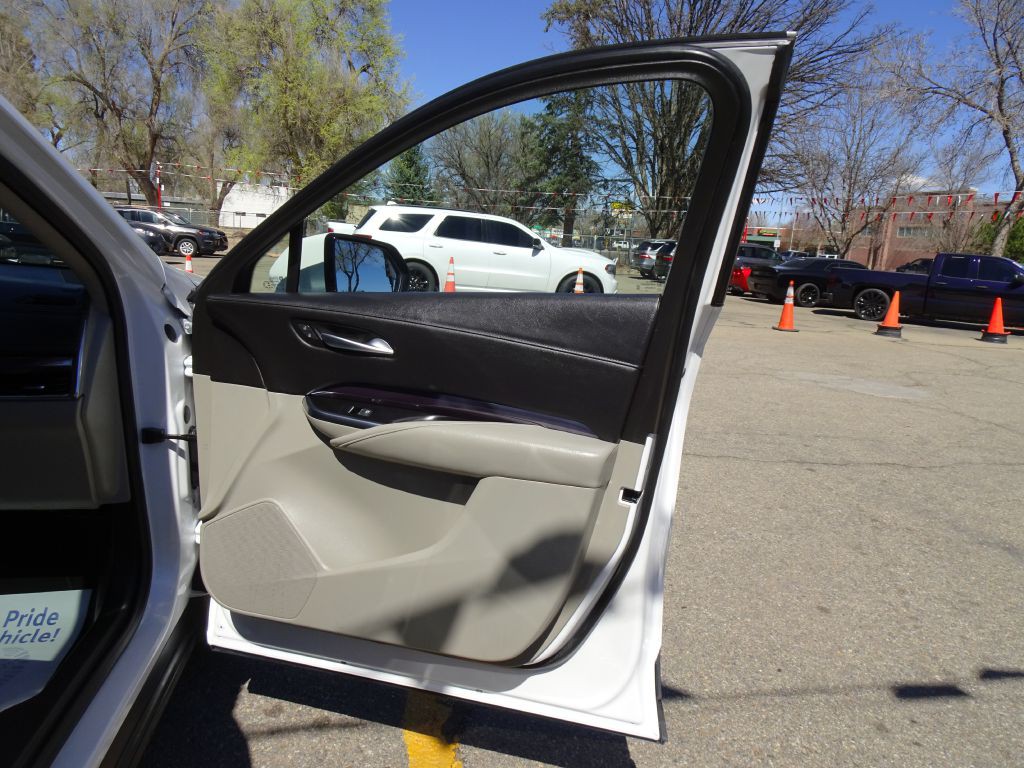 2023 Cadillac XT4 Image 42